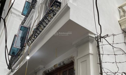 Nhà quá rẻ siêu phẩm Quan Nhân – Nhà thông các hướng – Full nội thất