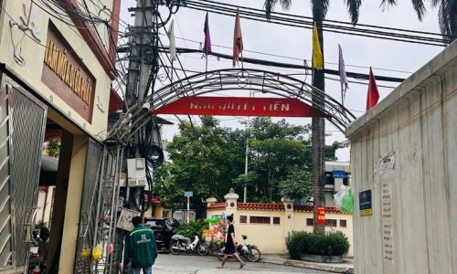 Bán đất tại Cầu Diễn Nam Từ Liêm 55m2 có nhà cấp 4 mặt tiền 5,2m giá hấp dẫn